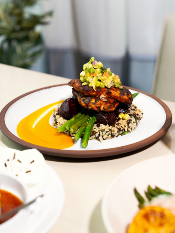moxies-mango-chicken-mothers-day-600x800
